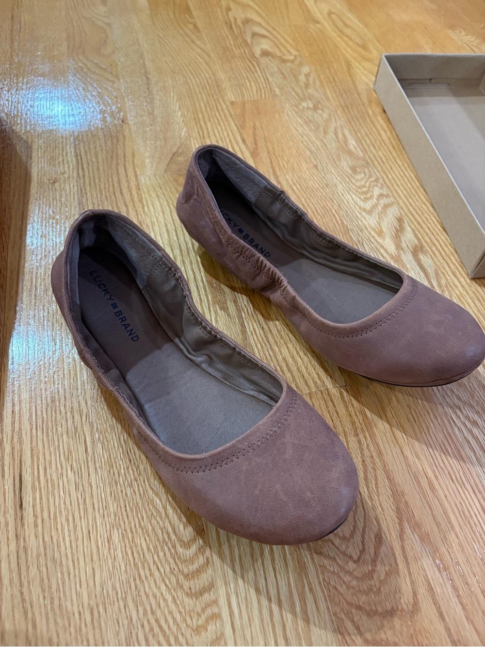 NWT Lucky Brand Mauve-Tone Slip-On Ballet Flats